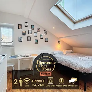 Studio Avenue De La République Avec Garage Appartement
